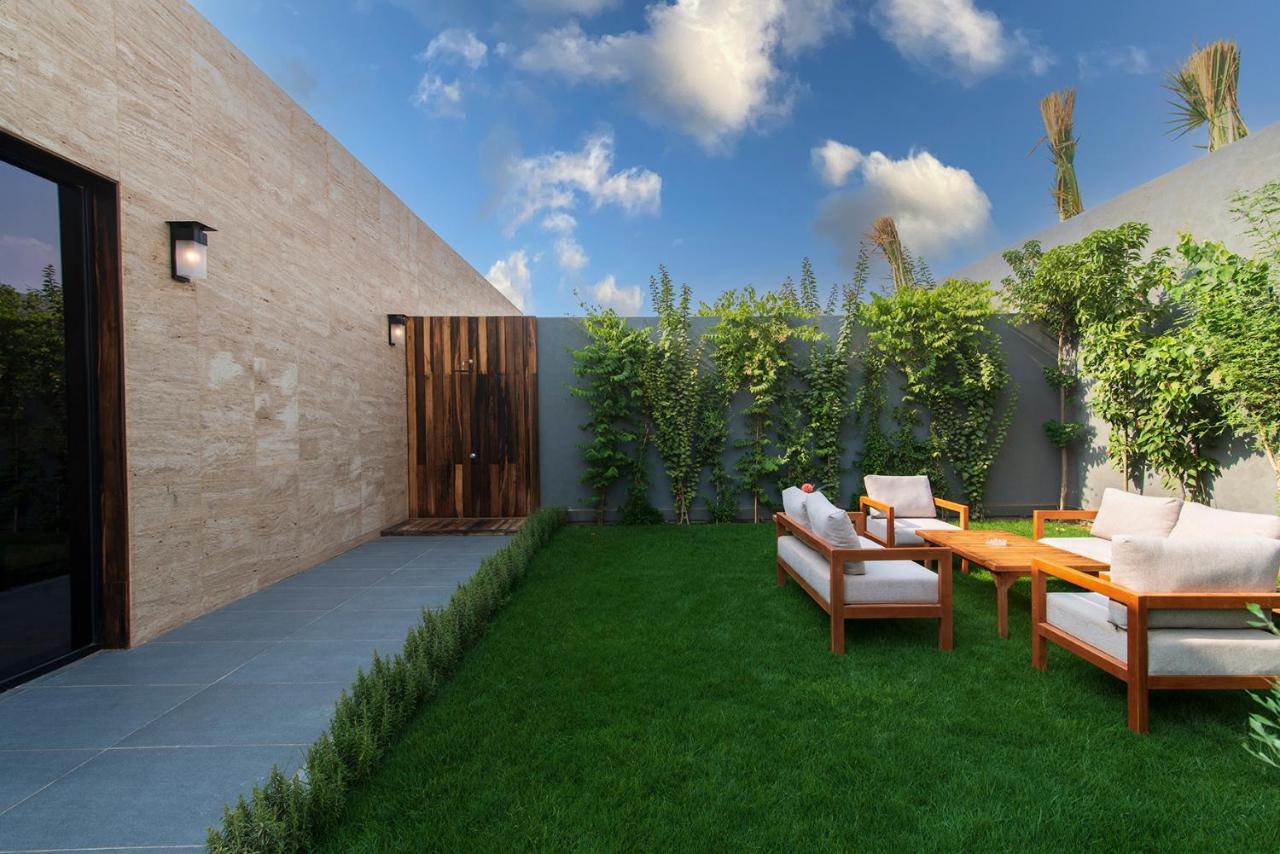Q Hotel Resorts -Ar Riyad Esterno foto