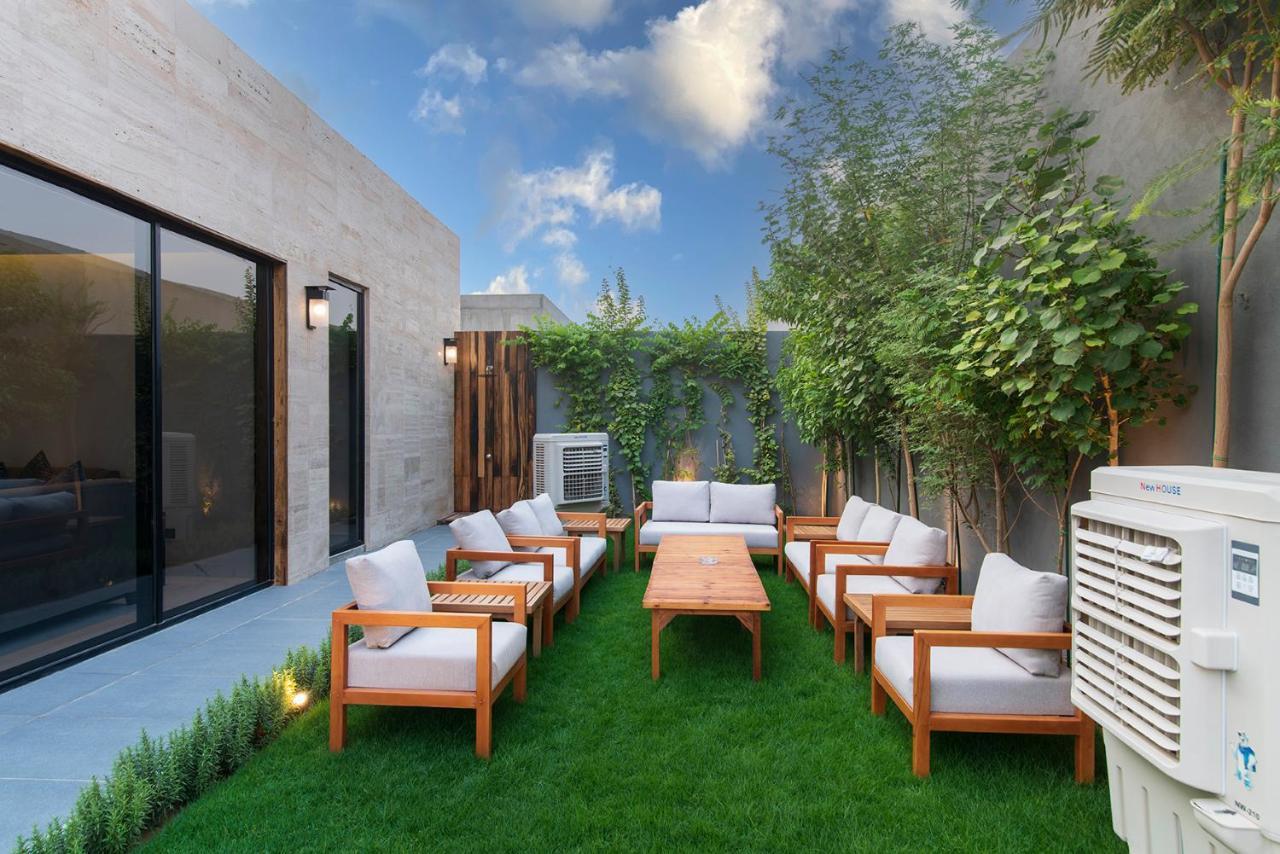 Q Hotel Resorts -Ar Riyad Esterno foto