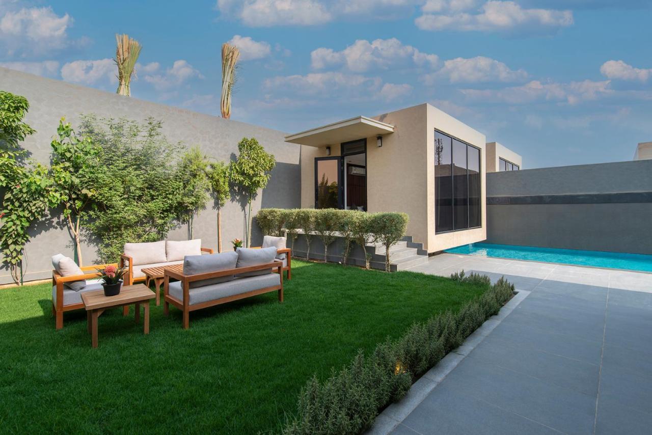 Q Hotel Resorts -Ar Riyad Esterno foto