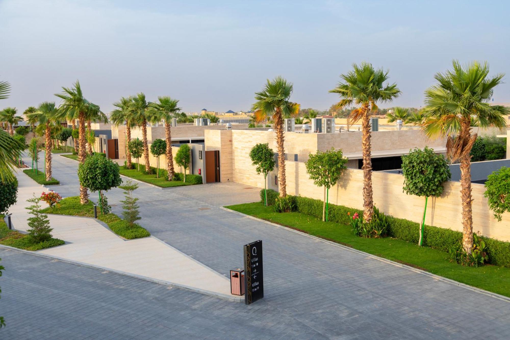 Q Hotel Resorts -Ar Riyad Esterno foto