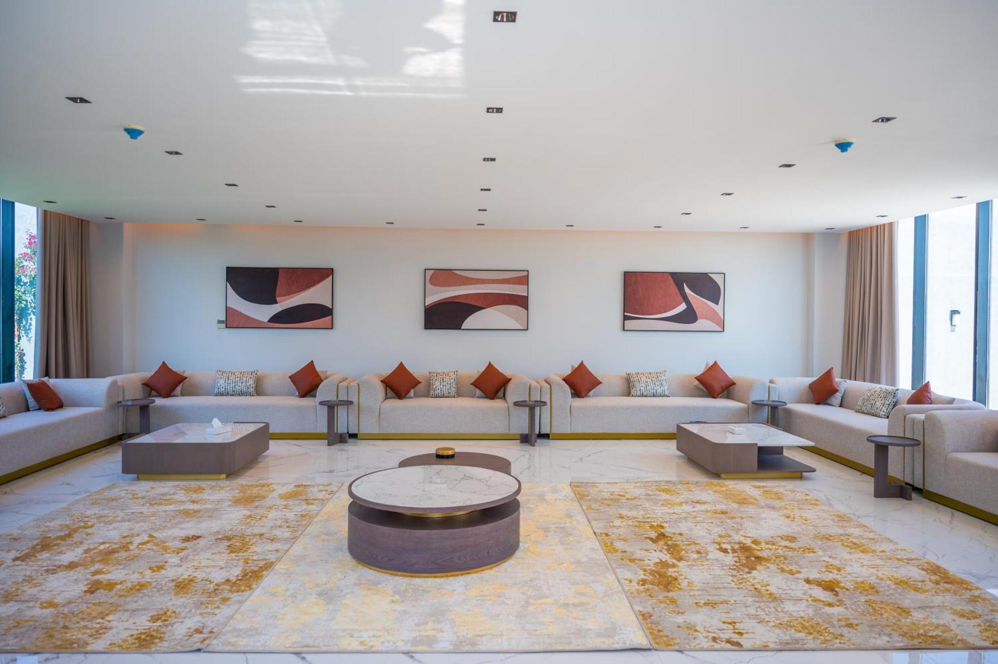Q Hotel Resorts -Ar Riyad Esterno foto