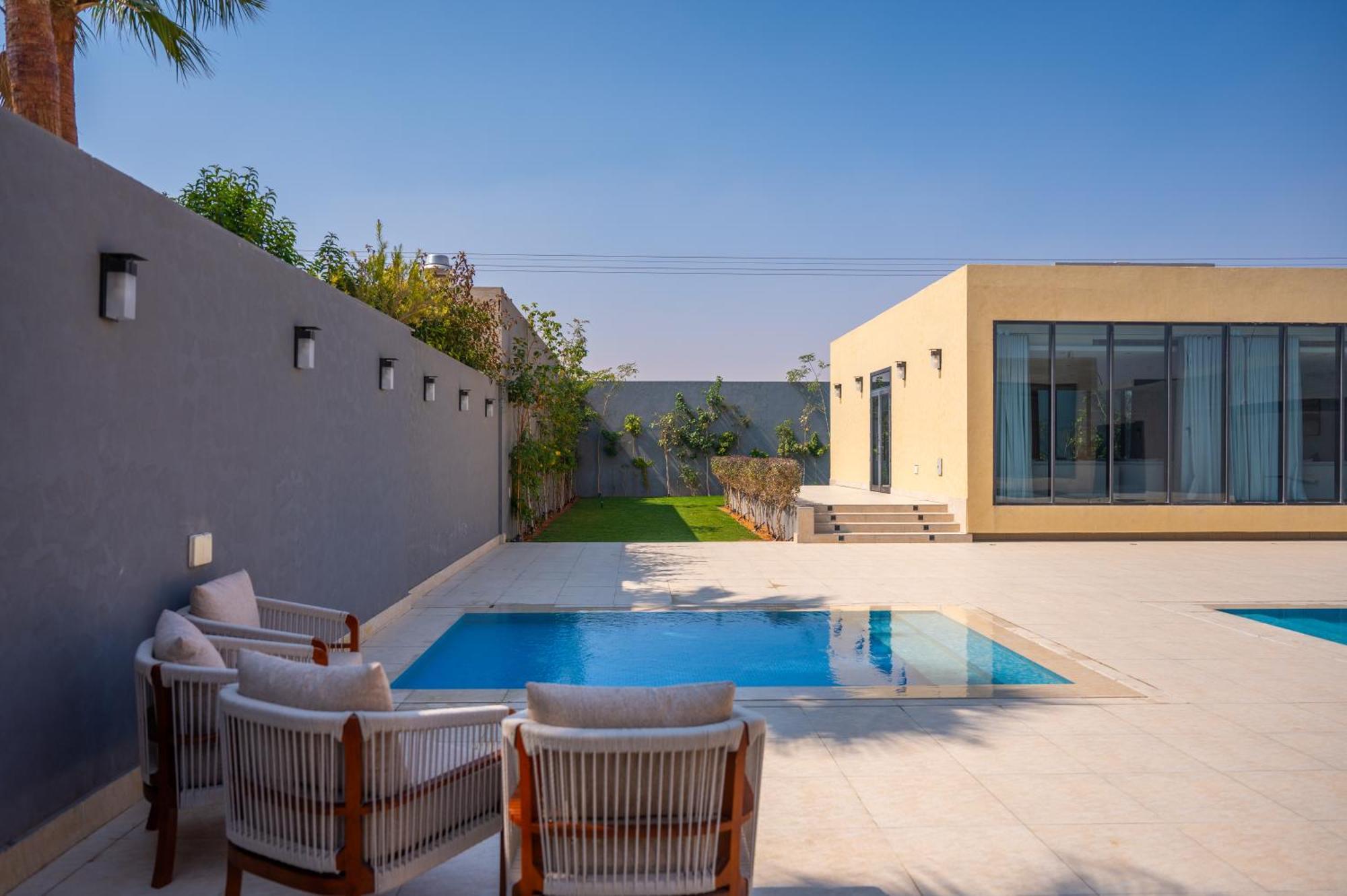 Q Hotel Resorts -Ar Riyad Esterno foto
