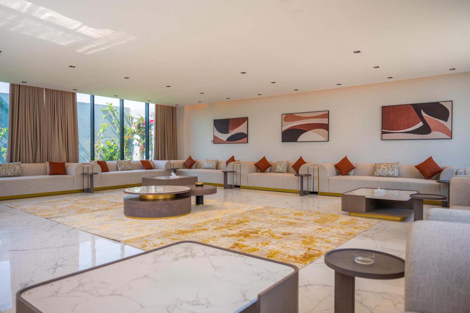 Q Hotel Resorts -Ar Riyad Esterno foto