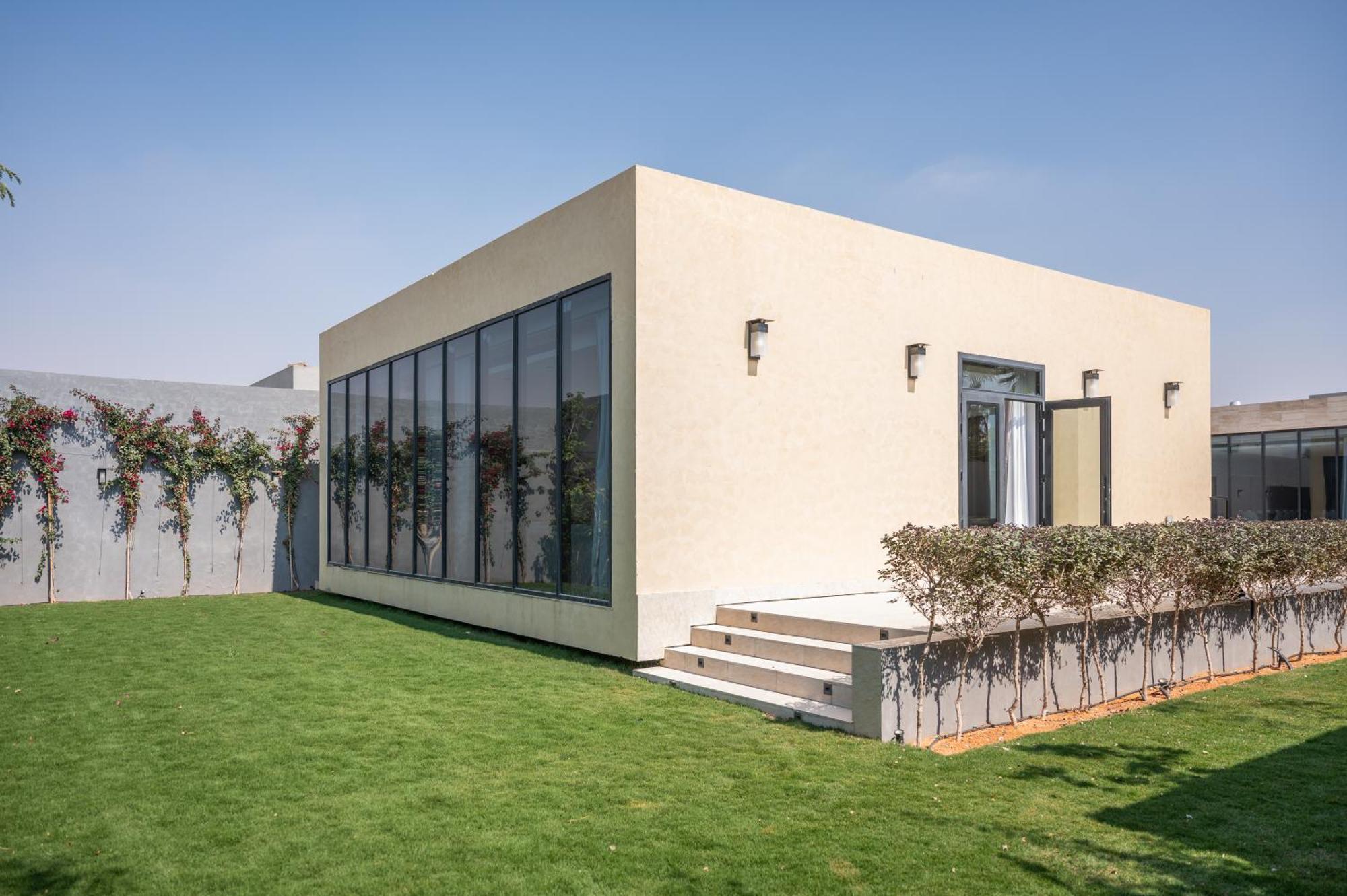 Q Hotel Resorts -Ar Riyad Esterno foto